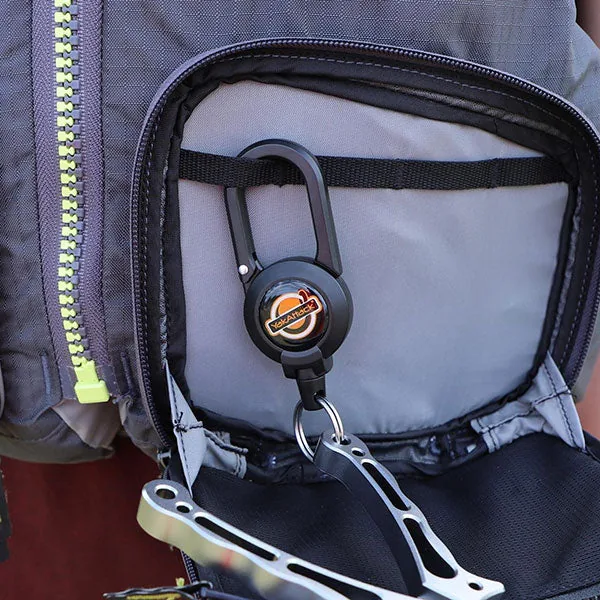 YakAttack Single Attachment Clip-On Retractor 3 YakAttack Single Attachment Clip-On Retractor